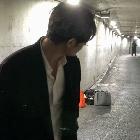 、