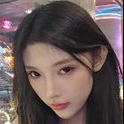 执笔画卿颜